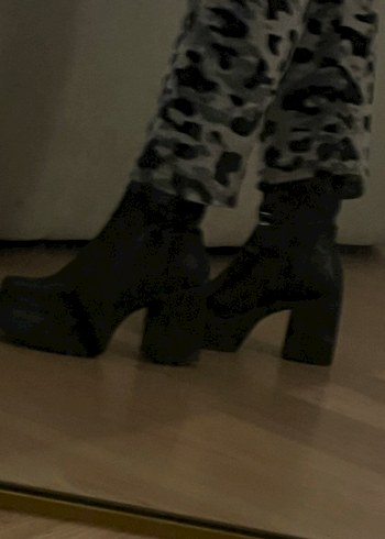 Kadın Siyah Gotik Platform Topuklu kısa Çizme - Görsel 4