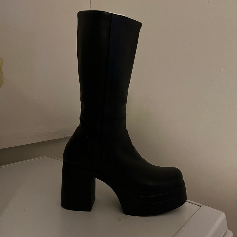 Kadın Siyah Gotik Platform Topuklu kısa Çizme - Görsel 2