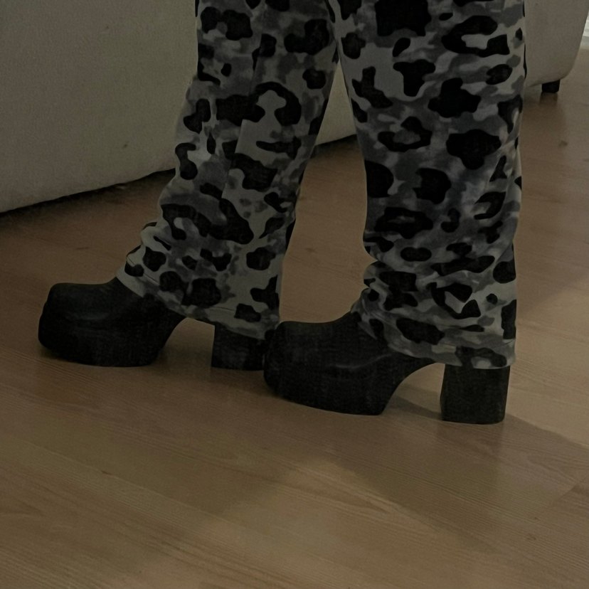 Kadın Siyah Gotik Platform Topuklu kısa Çizme - Görsel 5