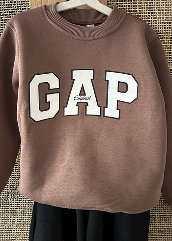 GAP Baskılı Kahverengi Sweatshirt ve Siyah Eşofman - Görsel 3