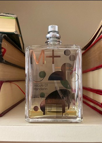 Molecule 01 + Mandarin Escentric