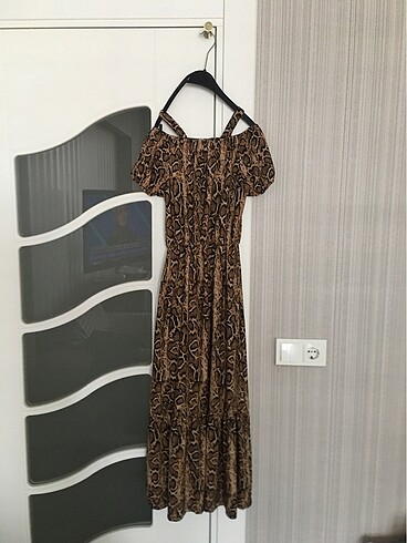 Leopar desenli elbise