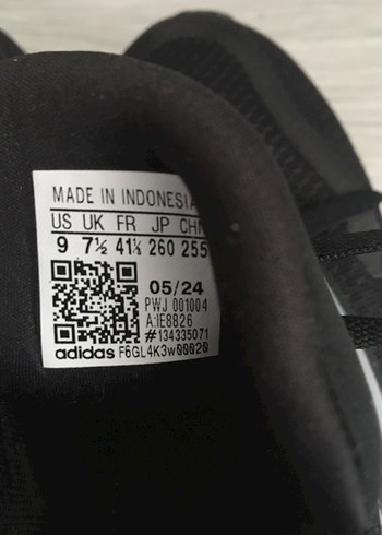 Adidas sıfır 40 numara uyumlu
Siyah Sarı Bağcıklı Spor Ayakkabı - Görsel 3