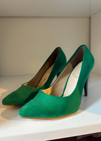 Yeşil Süet Stiletto Topuklu Kadın Ayakkabı - Görsel 2