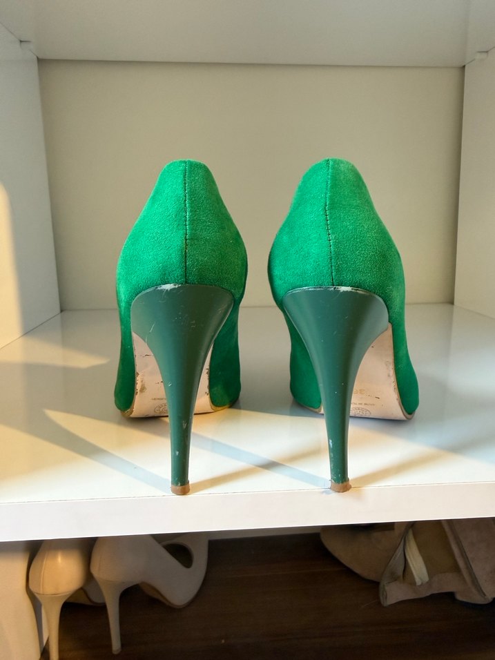 Yeşil Süet Stiletto Topuklu Kadın Ayakkabı - Görsel 3