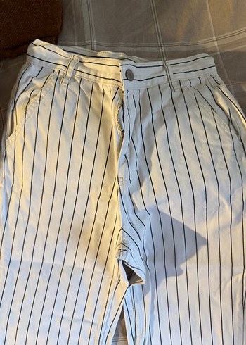 Kadın Beyaz Çizgili Pilili Pamuk Pantolon - Görsel 2