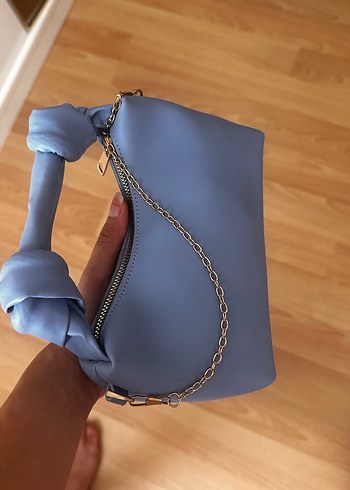 Mango Zincir Detaylı Modern Klasik Mavi Kadın Çanta