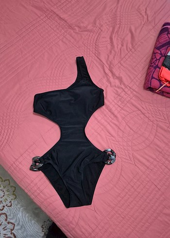 Zincir Detaylı Siyah Tek Omuz Mayo