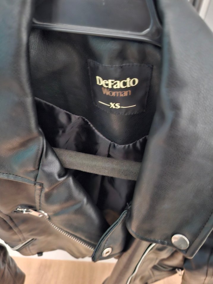 Siyah Deri Ceket - Görsel 3