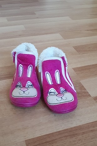 27 Numara Gezer Marka Ev Ayakkabısı