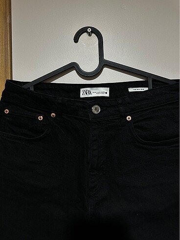 Zara Zara 90?s slim jean