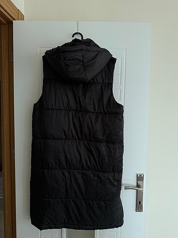 m Beden PULL&BEAR uzun şişme yelek