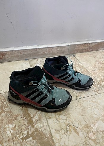 Adidas bot