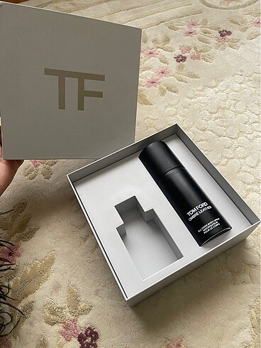 Tom Ford Erkek parfüm kutusu