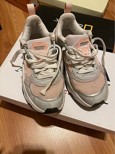 Puma Spor ayakkabı