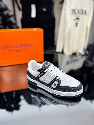 Lois vuttion