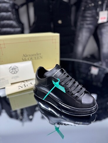 Alexander MCQueen