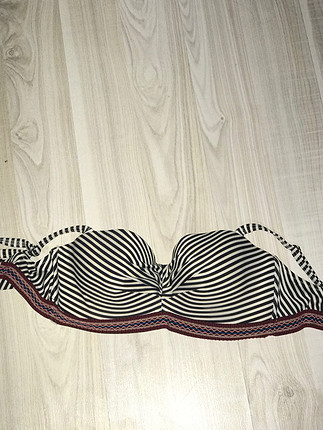 Bikini geçen sezon