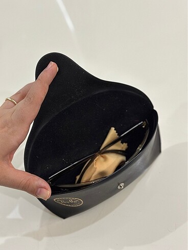 Ray Ban Ürün orijinal ve sıfırdır