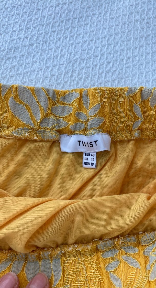 Sarı Dantel Detaylı etek - Görsel 3