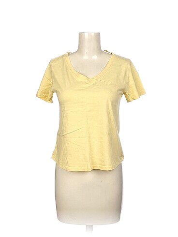 Mango T-shirt %70 İndirimli.