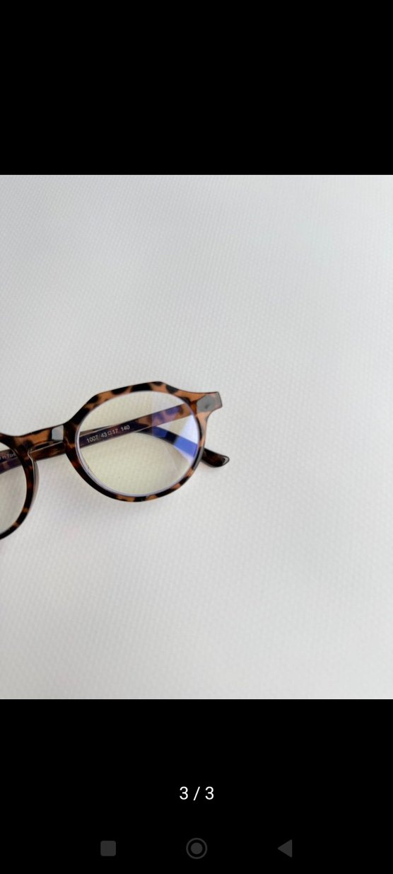 Bej Şeffaf Minimalist Kadın Gözlüğü - Görsel 3