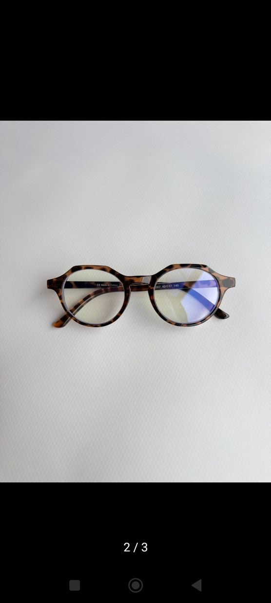 Bej Şeffaf Minimalist Kadın Gözlüğü - Görsel 2