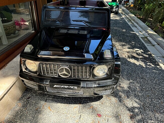 4*4 akülü araba
