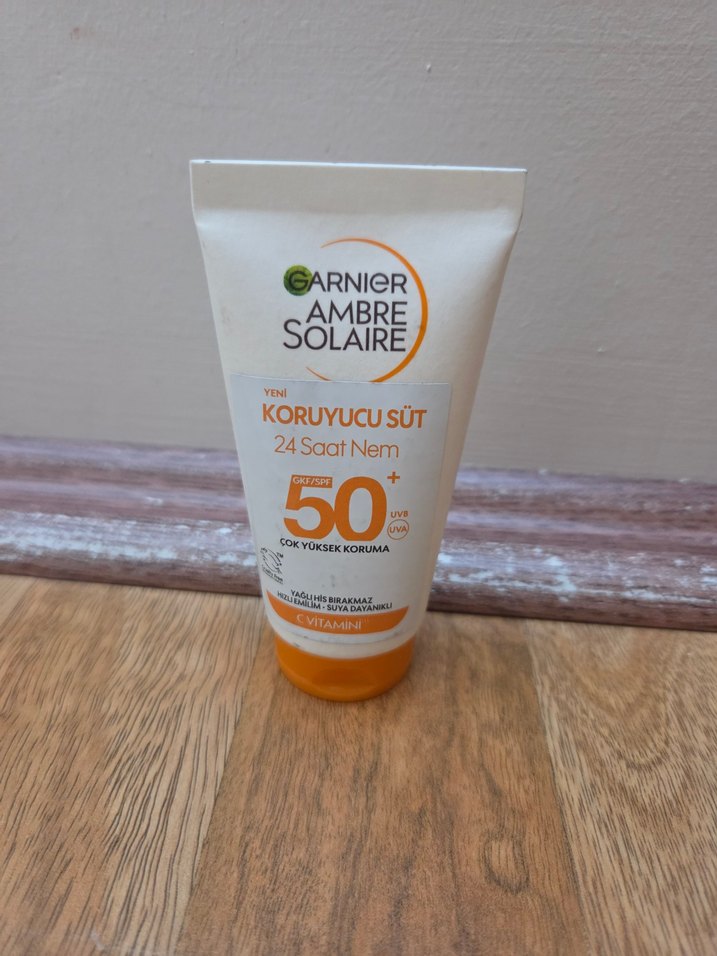 Garnier Ambre Solaire SPF 50 Koruyucu Süt - Görsel 3