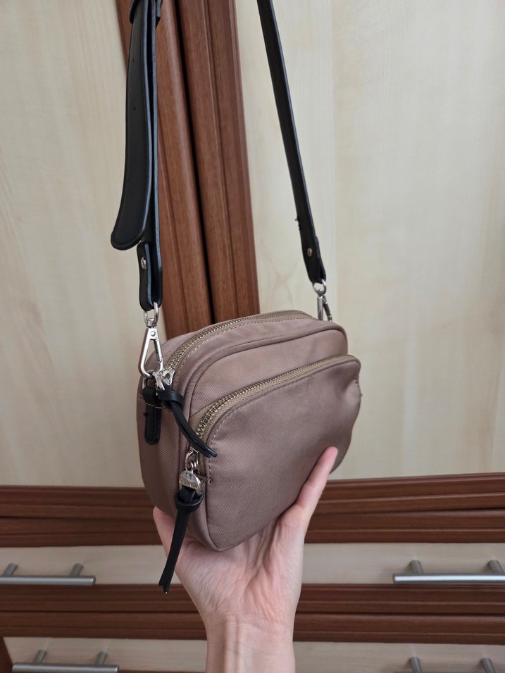 Deri Kemerli Kadın Çapraz Çanta - Görsel 4