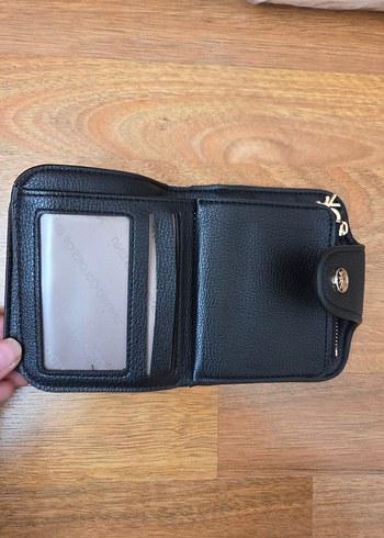 Siyah Kadın Cüzdanı - Şık ve Fonksiyonel - Görsel 6