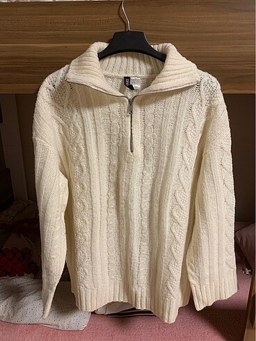 H&M Triko beyaz kazak