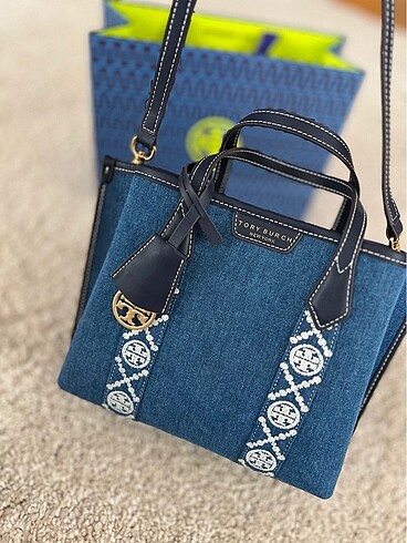 Tory burch