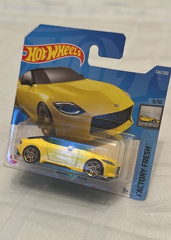 Sarı Hot Wheels Nissan Z Proto Oyuncak Araba
