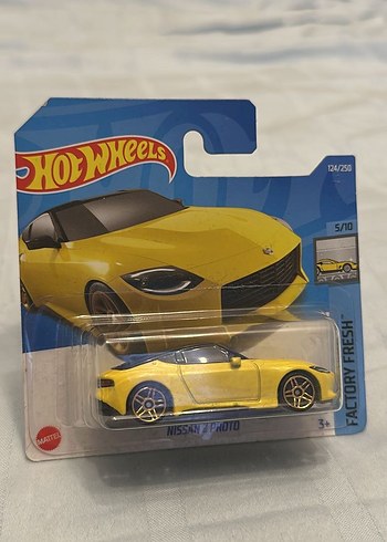 Sarı Hot Wheels Nissan Z Proto Oyuncak Araba