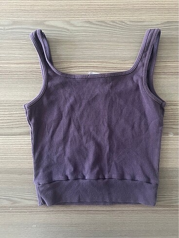 Lila Crop