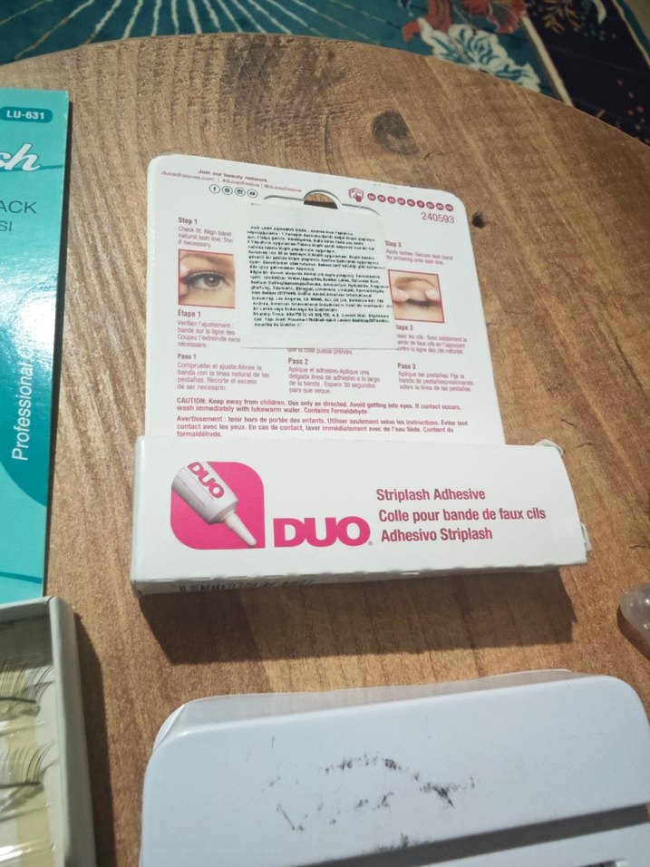 Takma Kirpikler ve Kirpik Yapıştırıcı - Görsel 4