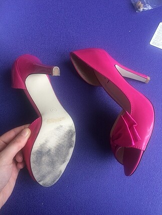 37 Beden pembe Renk Fiyonklu Fuşya 37 Numara Stiletto 10cm