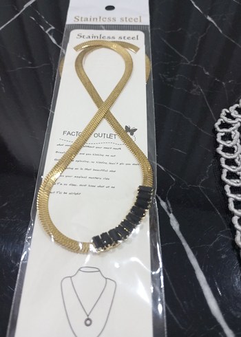 italyan yassı zincir desenli siyah taşlı Uzun Kadın Kolye - Görsel 2