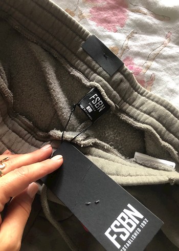 Gri Bel Detaylı Rahat Kesim Erkek Eşofman Altı - Görsel 3