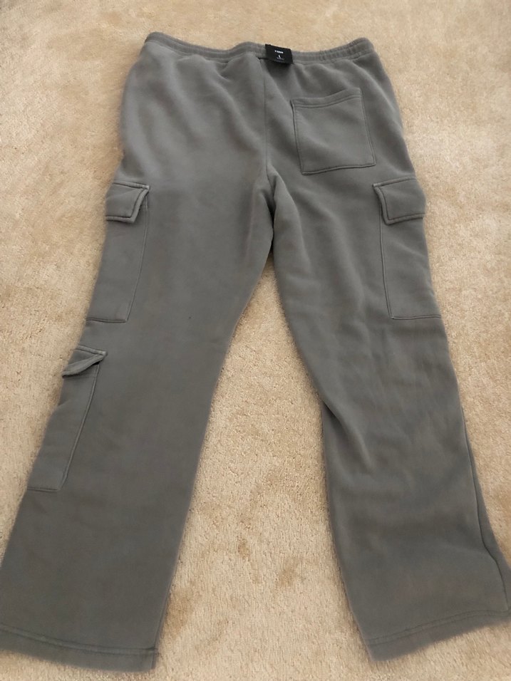 Gri Bel Detaylı Rahat Kesim Erkek Eşofman Altı - Görsel 2