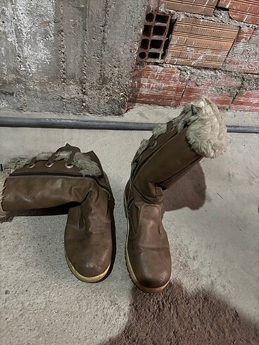 37 Beden Sıcak tutuyor