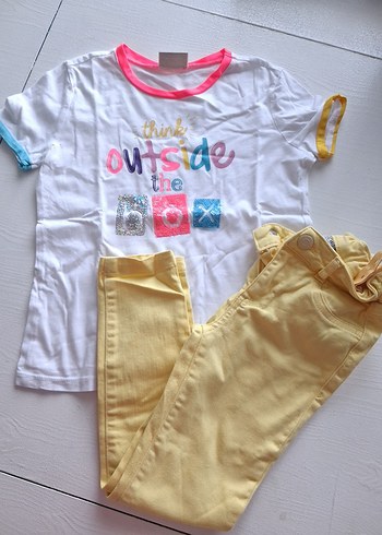 Sarı Pantolon ve Baskılı Kısa Kollu Tişört kot pantolon - Görsel 2