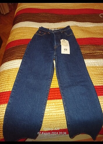 Levis 11-12 Yaş