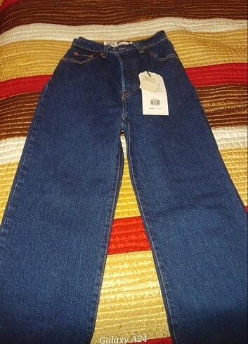 Levis 11-12 Yaş