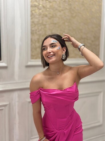 36 Beden pembe Renk Pembe X Zeynep Tozun Straplez Korseli Elbise