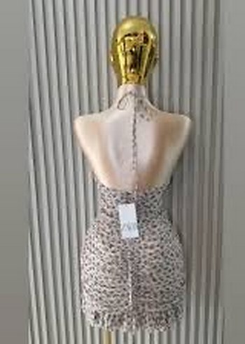 Drapeli Mini Yılan Desenli Straplez Elbise - Görsel 2