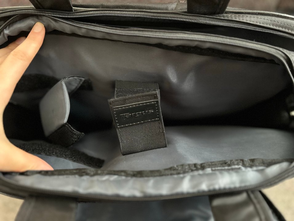 Gri Deri  Laptop Çantası - Görsel 3