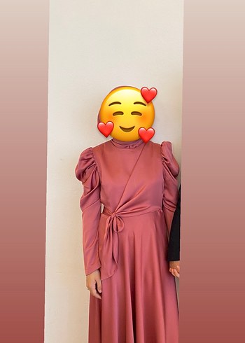 Pembe Uzun Drapeli Yüksek Yakalı Elbise - Görsel 6