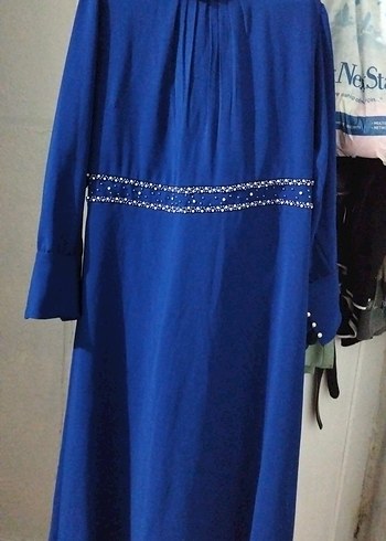 Boncuk İşlemeli Uzun Kollu Mavi Elbise - Görsel 3